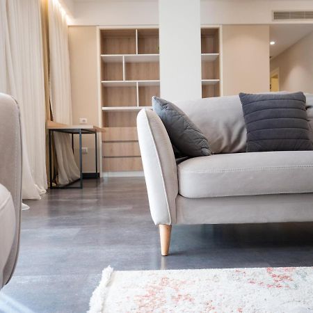 Lake Drive Rooms&Apartments Тирана Екстер'єр фото