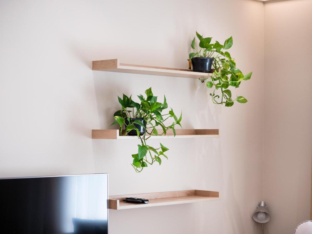 Lake Drive Rooms&Apartments Тирана Екстер'єр фото